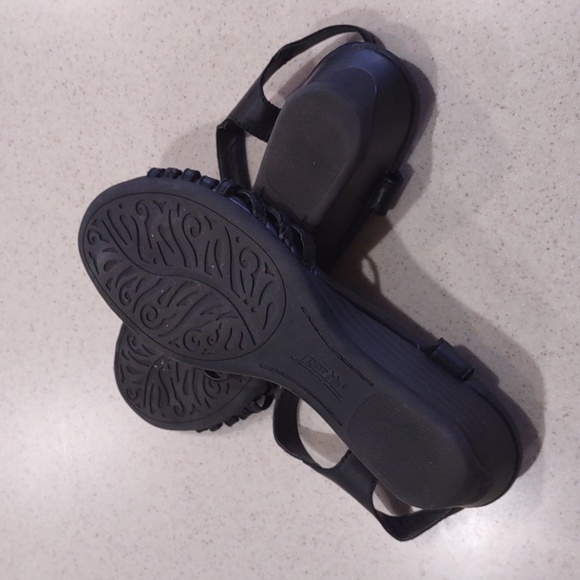 Earth Azalea Black Leather Wedge Sandals Size 10D (Wide Width) EUC - Picture 11 of 16